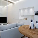 Genteel Castilla Iv
